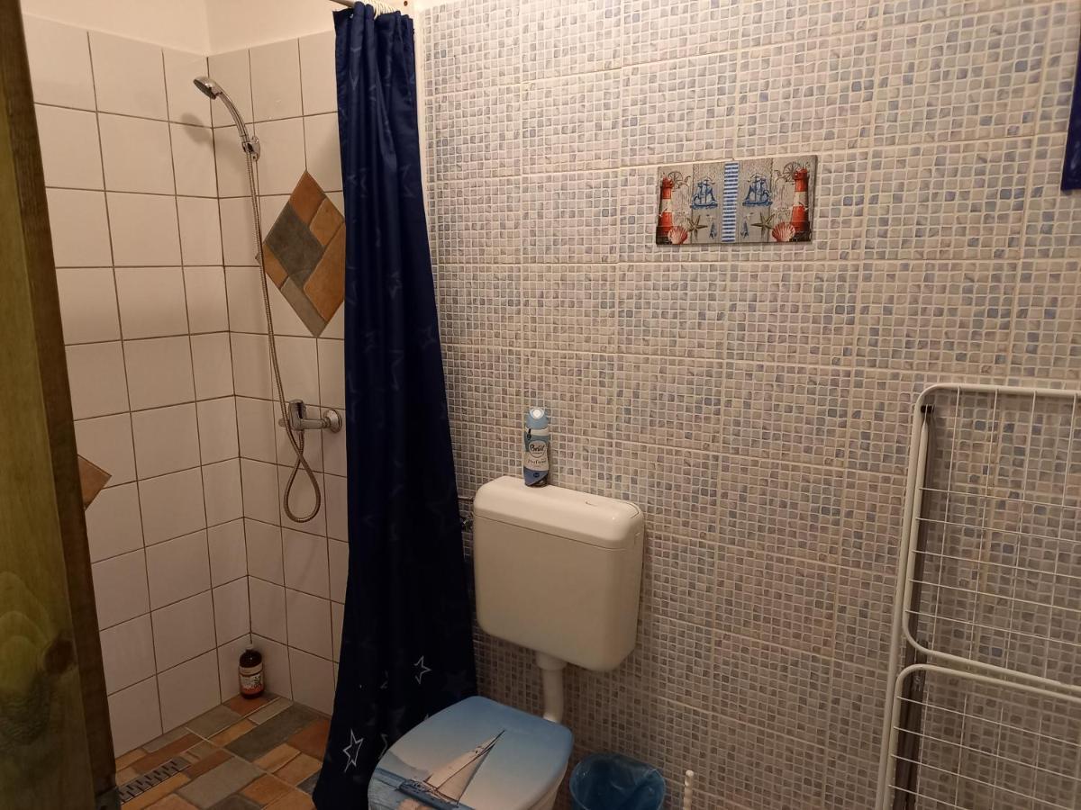 Gabor Vendeghaz Appartement Eger Buitenkant foto