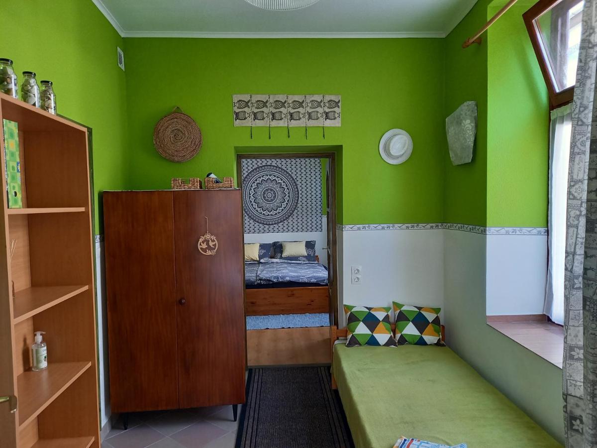Gabor Vendeghaz Appartement Eger Buitenkant foto