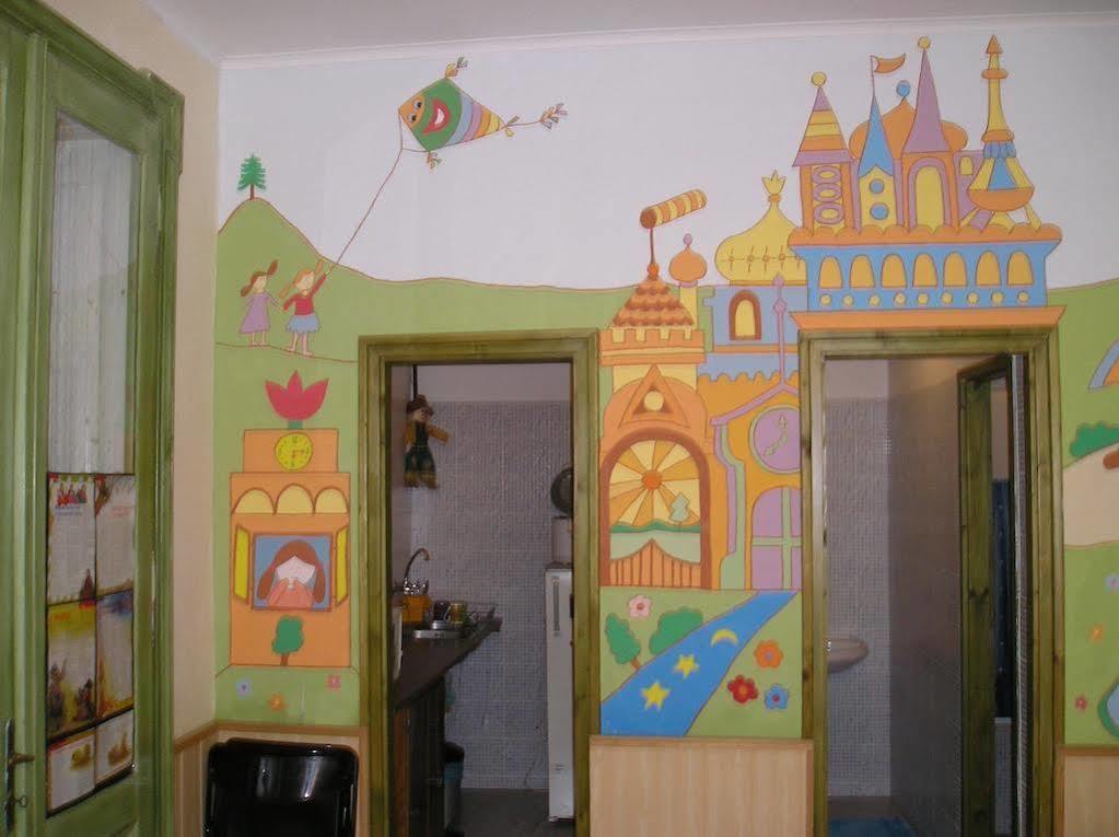 Gabor Vendeghaz Appartement Eger Buitenkant foto